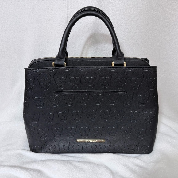 Betsy Johnson Rare Large Sugar Skull Embossed Satchel hand bag. - Picture 6 of 7